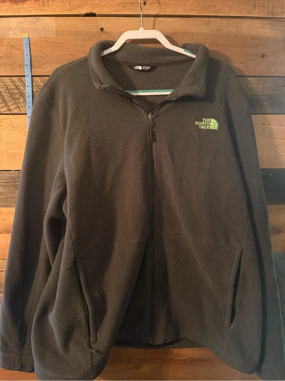 The North Face Men’s XXL Charcoal Gray Full Zip Fleece Jacket Green Logo